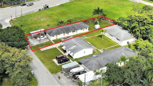 Placido Place, 47 NE 16th Pl #1-2, Fort Lauderdale, Florida 33305, image 2