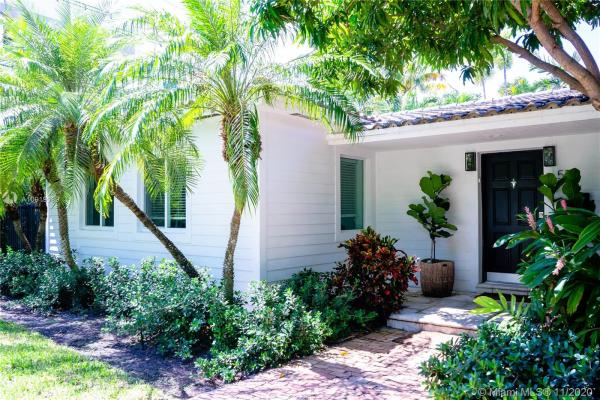 Tropical Isle Homes, 524 Woodcrest Rd, Key Biscayne, Florida 33149, image 2