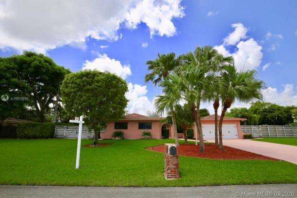 Pine Shore, 13300 SW 109th Ct, Kendall, Florida 33176, image 2