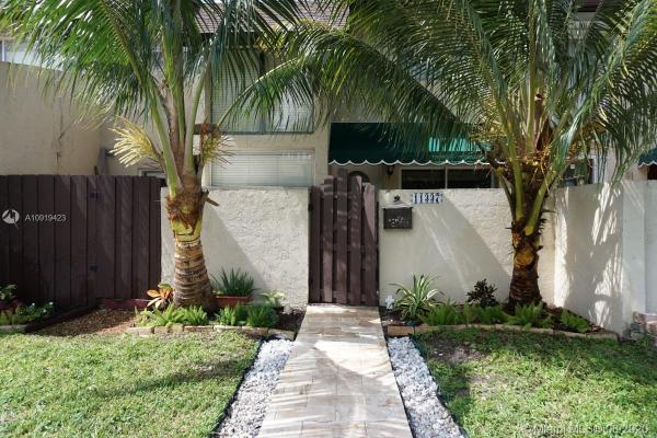 Snapper Creek Townhouses, 11337 SW 69th Ter #-, Kendall, Florida 33173, image 2