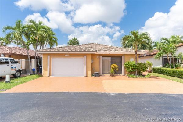 Tamiami Lakes, 1130 SW 136th Pl, Tamiami, Florida 33184, image 2