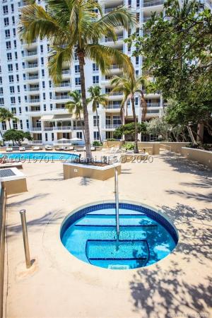 Courvoisier Courts, 701 Brickell Key Blvd #2011, Miami, Florida 33131, image 2