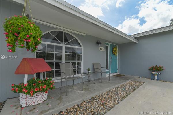 Meadow Wood Manor, 13030 SW 259th St, Princeton, Florida 33032, image 2