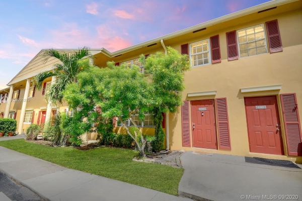 Arrowhead Golf & Tennis Club, 1749 SW 81st Way #5-33, Davie, Florida 33324, image 2
