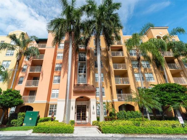 The Yacht Club At Aventura, 19655 E Country Club Dr #6506, Aventura, Florida 33180, image 2