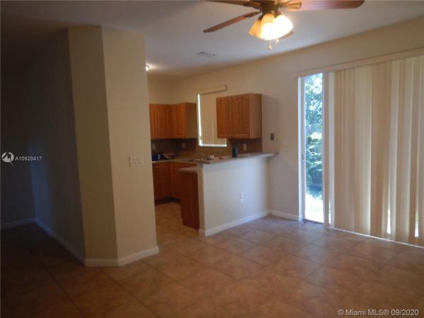 Shoma Townhomes At Keys Cove, 2822 SE 15th Rd #29, Homestead, Florida 33035, image 2