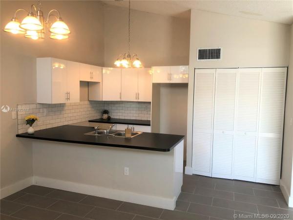 Kings Gardens, 4570 NW 185th St #4570, Miami Gardens, Florida 33055, image 2