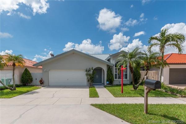 Bird Lakes South, 14372 SW 50th St, Kendale Lakes, Florida 33175, image 2