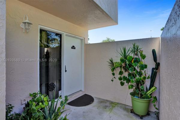 The Racquet Club Of Deer Creek, 33 Deer Creek Rd #D106, Deerfield Beach, Florida 33442, image 1