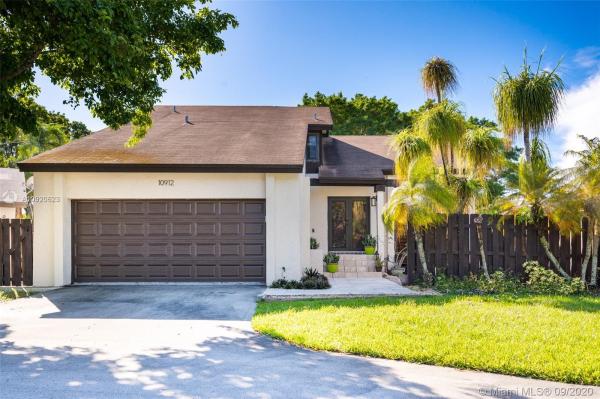 The Crossings, 10912 SW 134th Ct, The Crossings, Florida 33186, image 2