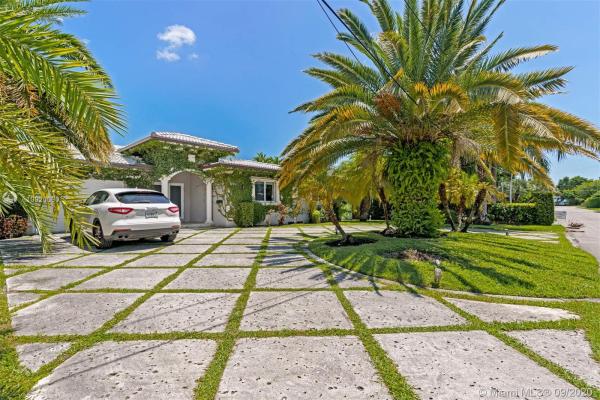 Sans Souci Estates, 1935 NE 117th Rd, North Miami, Florida 33181, image 2