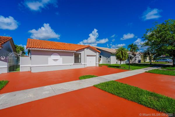 Woodfield, 10940 SW 143rd Ct, The Hammocks, Florida 33186, image 2