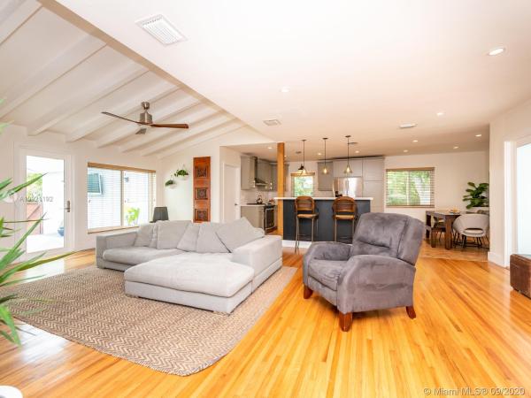 Dunnings Miami Shores, 86 NW 109th St, Miami Shores, Florida 33168, image 2