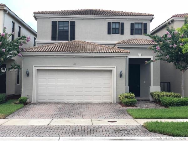 Champion Lakes, 731 NE 193rd St, Ives Estates, Florida 33179, image 2