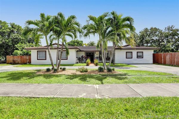 Pine Acres, 10620 SW 112th St, Kendall, Florida 33176, image 2
