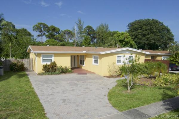 Palm Beach Cabana Colony, Palm Beach Gardens, Florida 33410, image 2