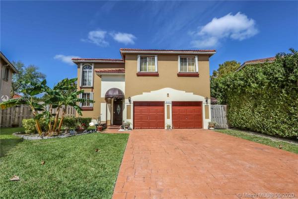Monaco Estates At Kendall, 16287 SW 90th Ter, The Hammocks, Florida 33196, image 2