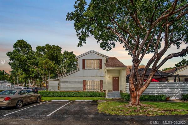 Village Homes At Country Walk, 13701 SW 149th Cir Ln #3-65, Country Walk, Florida 33186, image 2