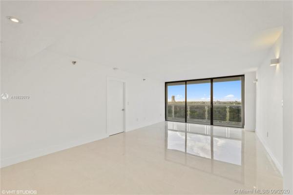 Waterview 1, 20505 E Country Club Dr #1031, Aventura, Florida 33180, image 2