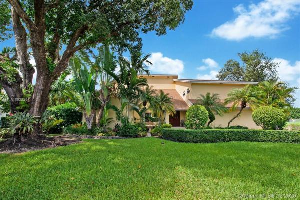 Moss Hammocks Estates, 10804 SW 77th Ct, Pinecrest, Florida 33156, image 2