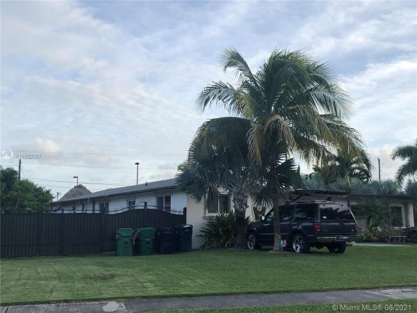 Green Hills, 11220 SW 181st Ter, West Perrine, Florida 33157, image 2