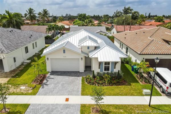 Venetian Parc, 15210 SW 176th Ln, Richmond West, Florida 33187, image 2