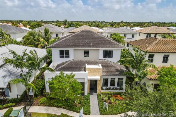 Venetian Parc, 15071 SW 176th St, Richmond West, Florida 33187, image 2