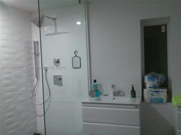 Superior Homes, 13217 NW 5th Ter, Tamiami, Florida 33182, image 3