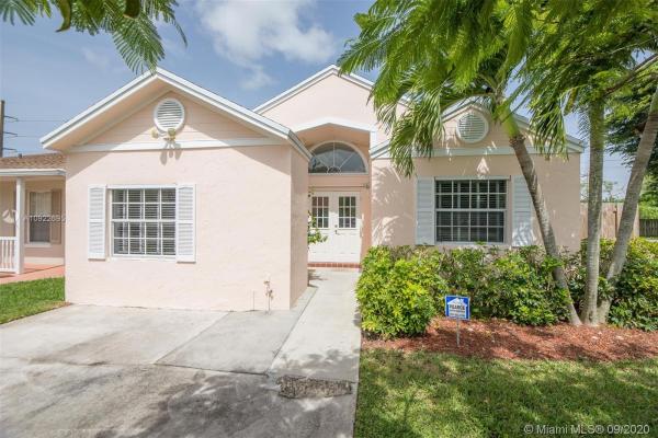 Deerwood, 14520 SW 128th Ct Rd, Three Lakes, Florida 33186, image 2