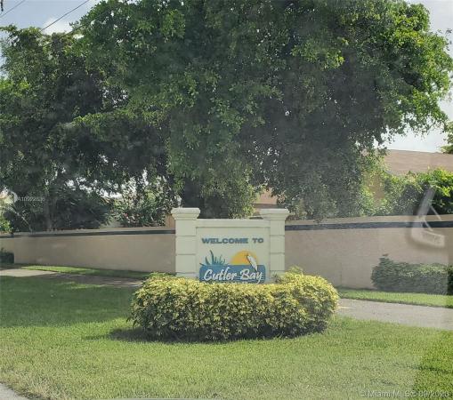 Catalina, 9818 SW 221st St, Cutler Bay, Florida 33190, image 2