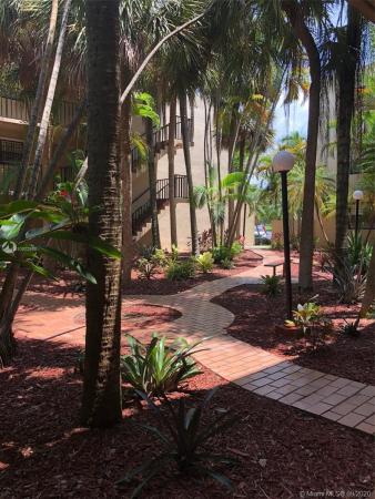 Gardens Of Kendall South, 10835 SW 112th Ave #113, Kendall, Florida 33176, image 2
