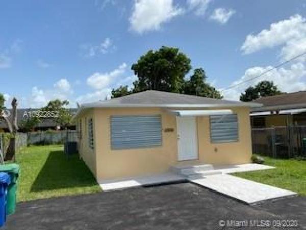 Dixie Heights Gardens, 10206 SW 174th Ter, West Perrine, Florida 33157, image 2