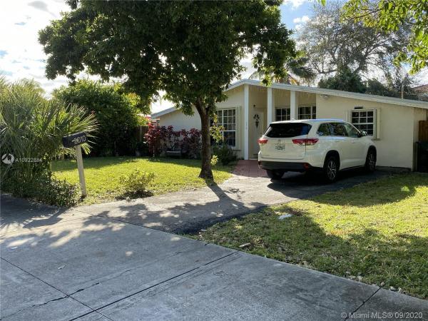Fulford By The Sea, 2010 NE 171st St, North Miami Beach, Florida 33162, image 2