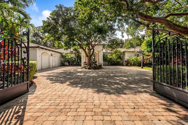 Town & Ranch Estates, 12300 Moss Ranch Rd, Pinecrest, Florida 33156, image 2