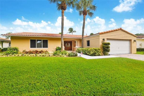 Lake Glenn Ellen, 8241 Dundee Ter, Miami Lakes, Florida 33016, image 2