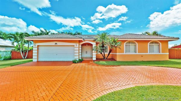 19813 SW 133rd Ct, Unincorporated Dade County, Florida 33177, image 2