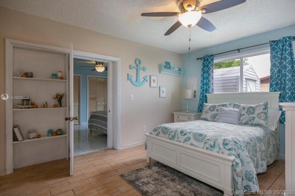 Princetonian, 12321 SW 256th St, Princeton, Florida 33032, image 2