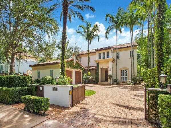 Biltmore, 722 Almeria Ave, Coral Gables, Florida 33134, image 2