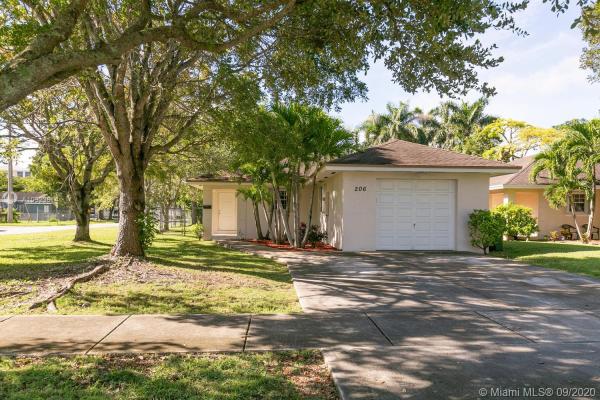 Ponce De Leon, 206 NW 14th St, Homestead, Florida 33030, image 2