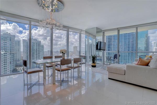 Icon Brickell Tower 1, 475 Brickell Ave #3015, Miami, Florida 33131, image 2