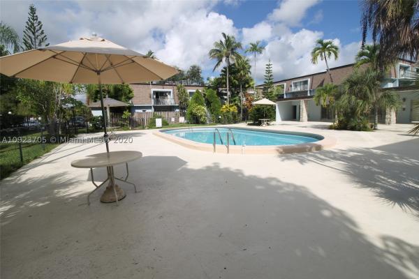 Woodside In Kendall, 9621 SW 77th Ave #207B, Kendall, Florida 33156, image 3