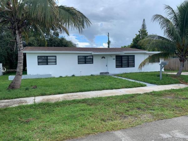 Cravero Cloverleaf Estates, 800 NW 168th Dr, Miami Gardens, Florida 33169, image 2