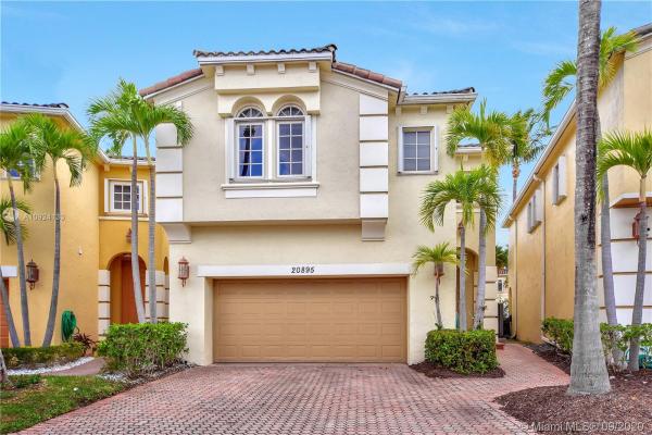 Aventura Lakes, 20895 NE 30th Pl, Aventura, Florida 33180, image 2