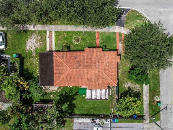 Coral Gables Heights, 3045 SW 92nd Ave, Westchester, Florida 33165, image 2