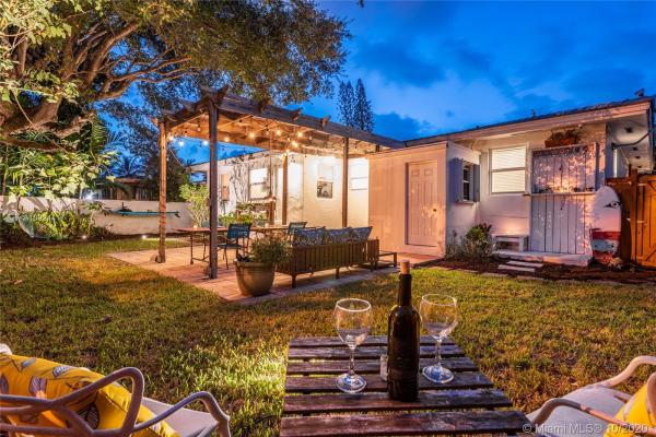 Acadia, 754 NE 70th St, Miami, Florida 33138, image 2