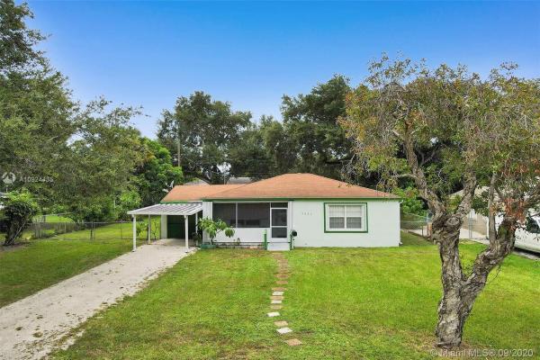 Green Oaks, 1451 NE 133rd Rd, North Miami, Florida 33161, image 2