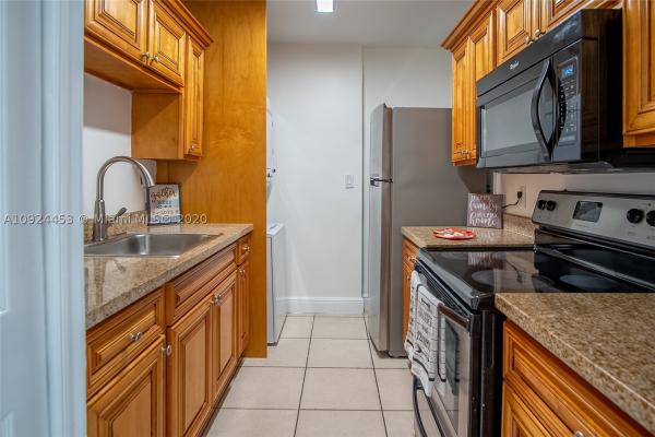 Sunset Palms West, 7244 SW 94th Pl #C2, Sunset, Florida 33173, image 1