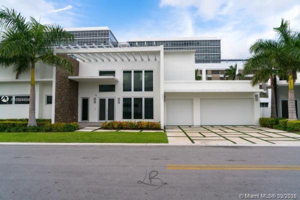Oasis Park Square At Doral, 8231 NW 34th Th Dr, Doral, Florida 33122, image 2