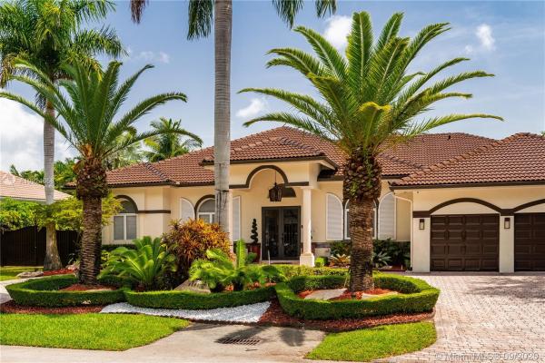 Pinewood Homes, 9501 SW 89th Ct, Kendall, Florida 33176, image 2