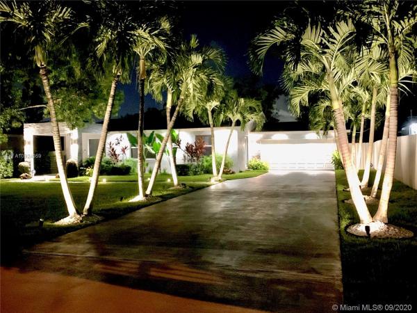 Biscayne Gardens, 14441 S Biscayne River Rd, Golden Glades, Florida 33161, image 2